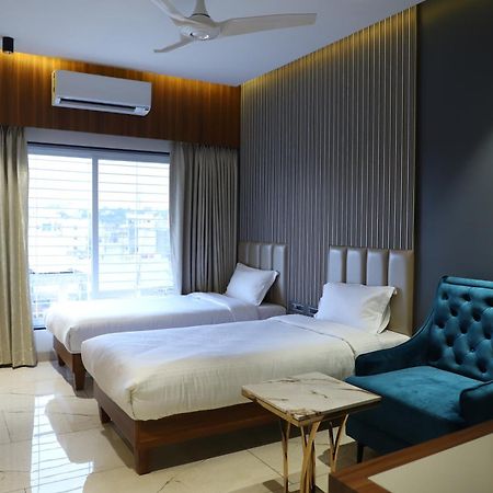 Hotel Florence Nanded Exterior foto