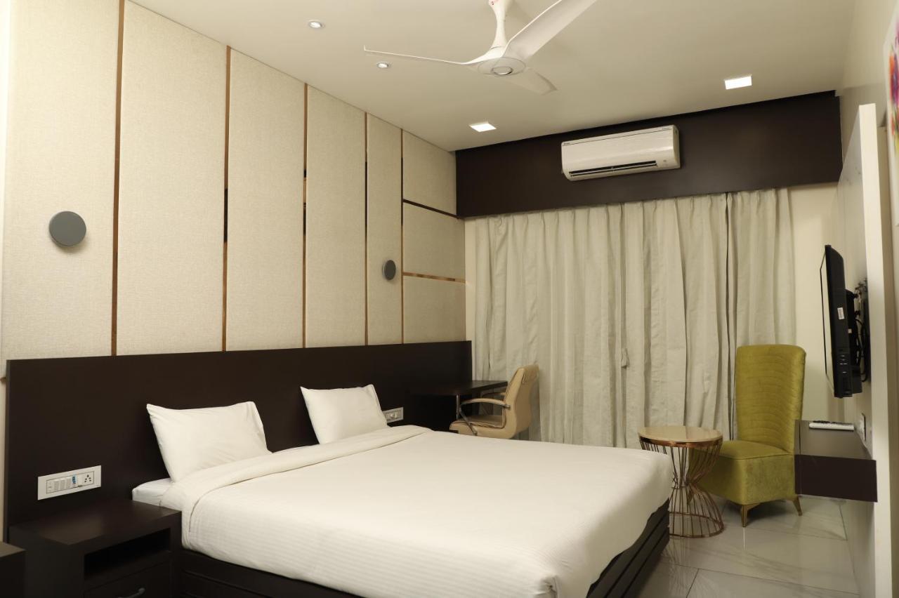 Hotel Florence Nanded Exterior foto