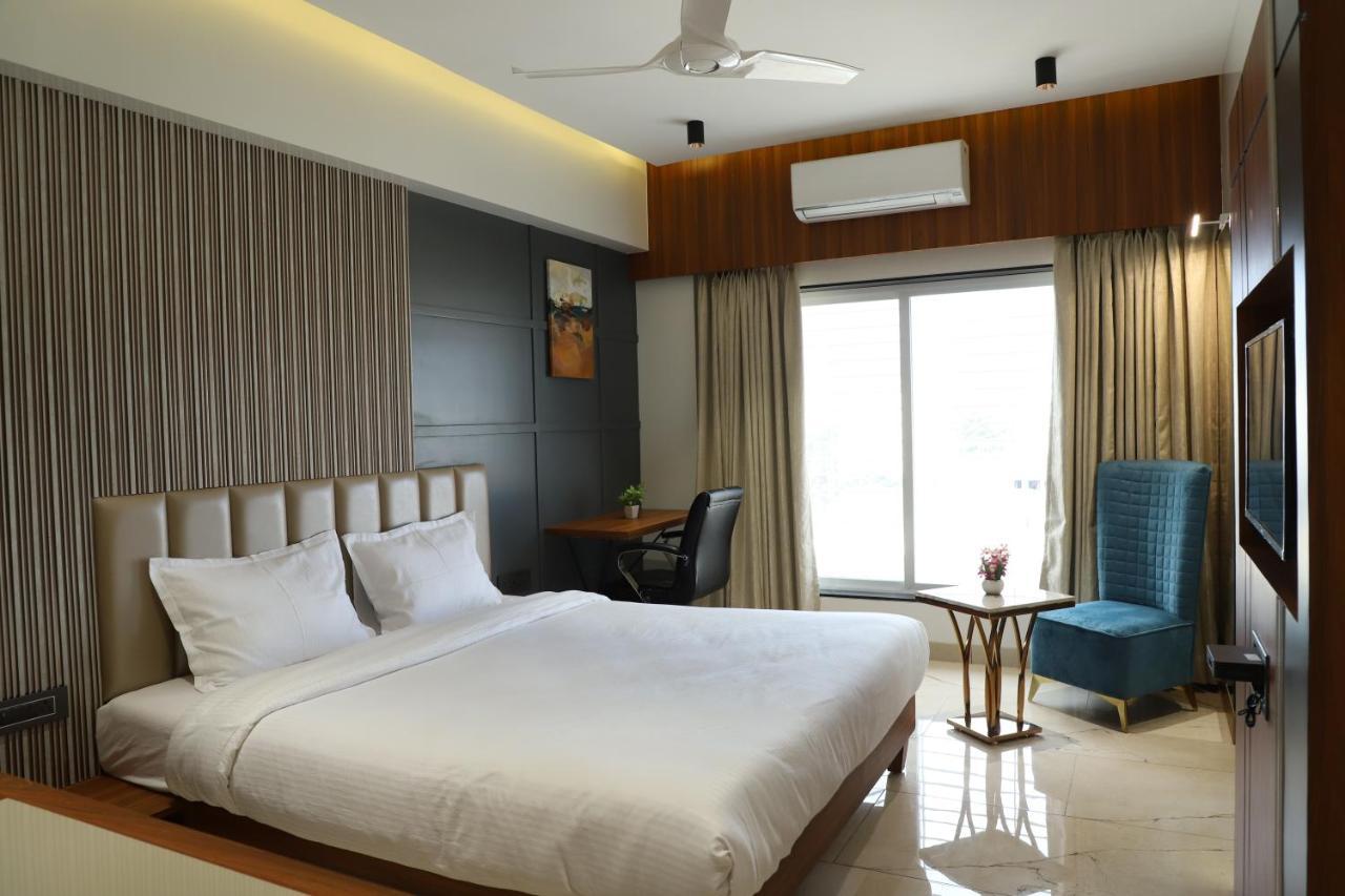 Hotel Florence Nanded Exterior foto