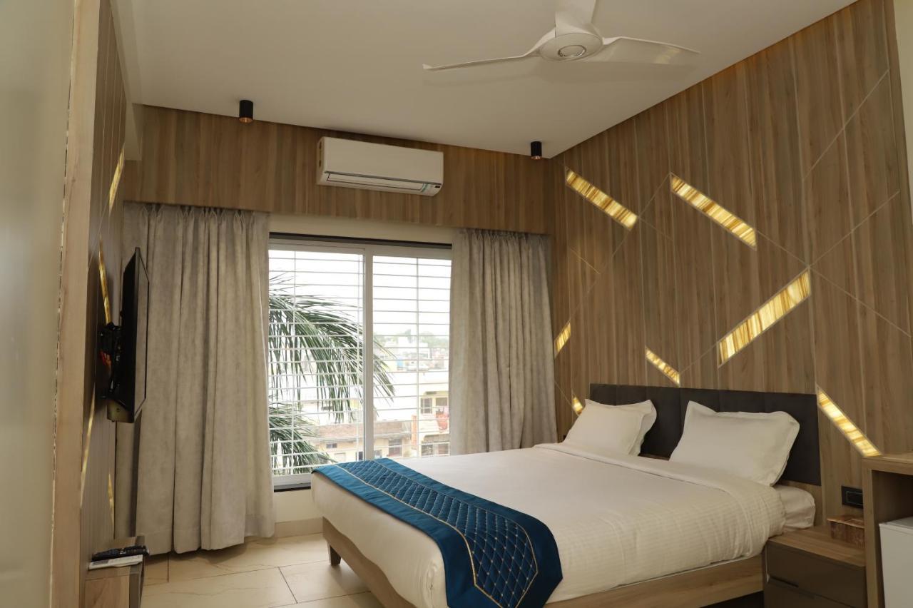 Hotel Florence Nanded Exterior foto