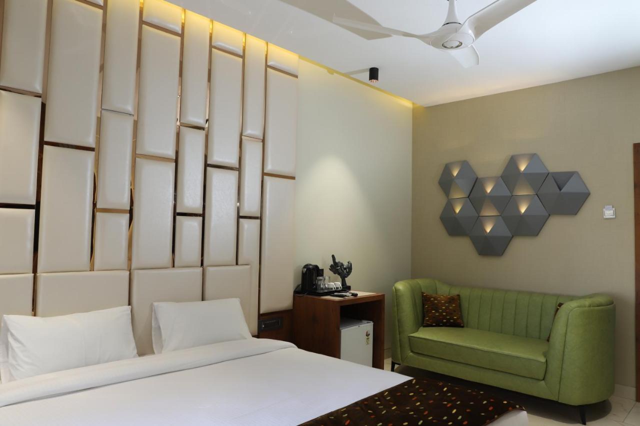 Hotel Florence Nanded Exterior foto