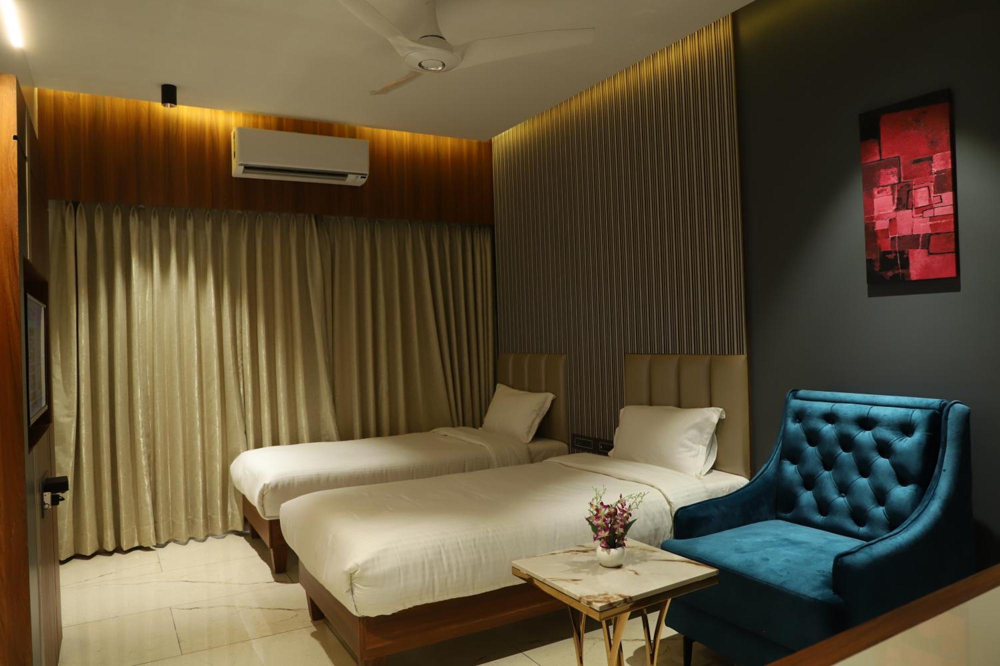 Hotel Florence Nanded Exterior foto