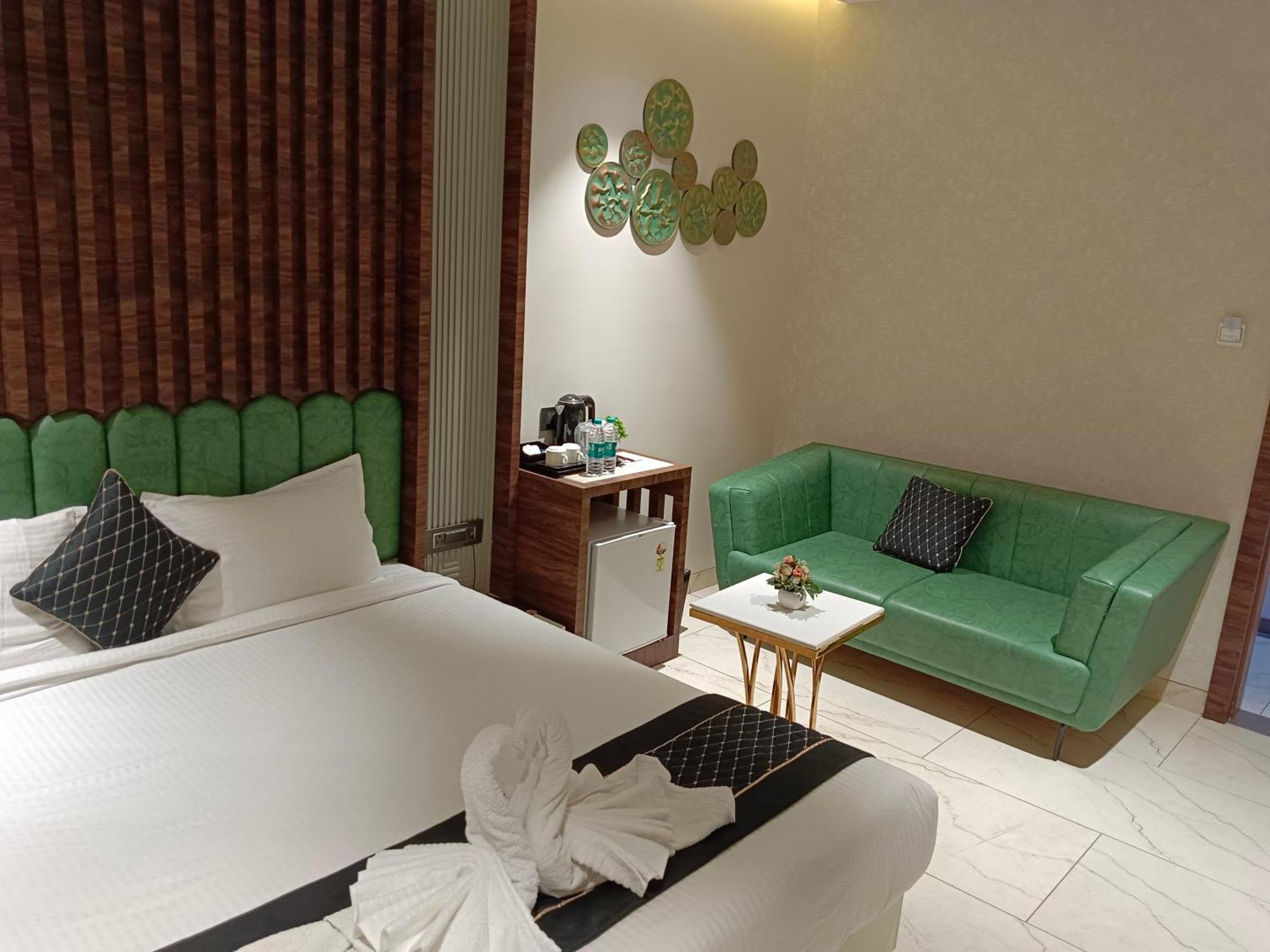 Hotel Florence Nanded Exterior foto