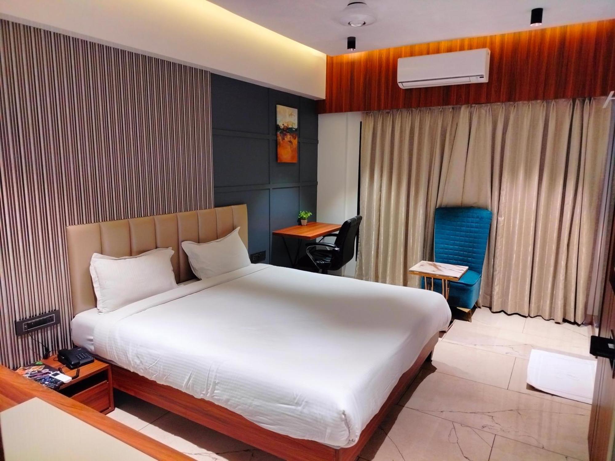 Hotel Florence Nanded Exterior foto
